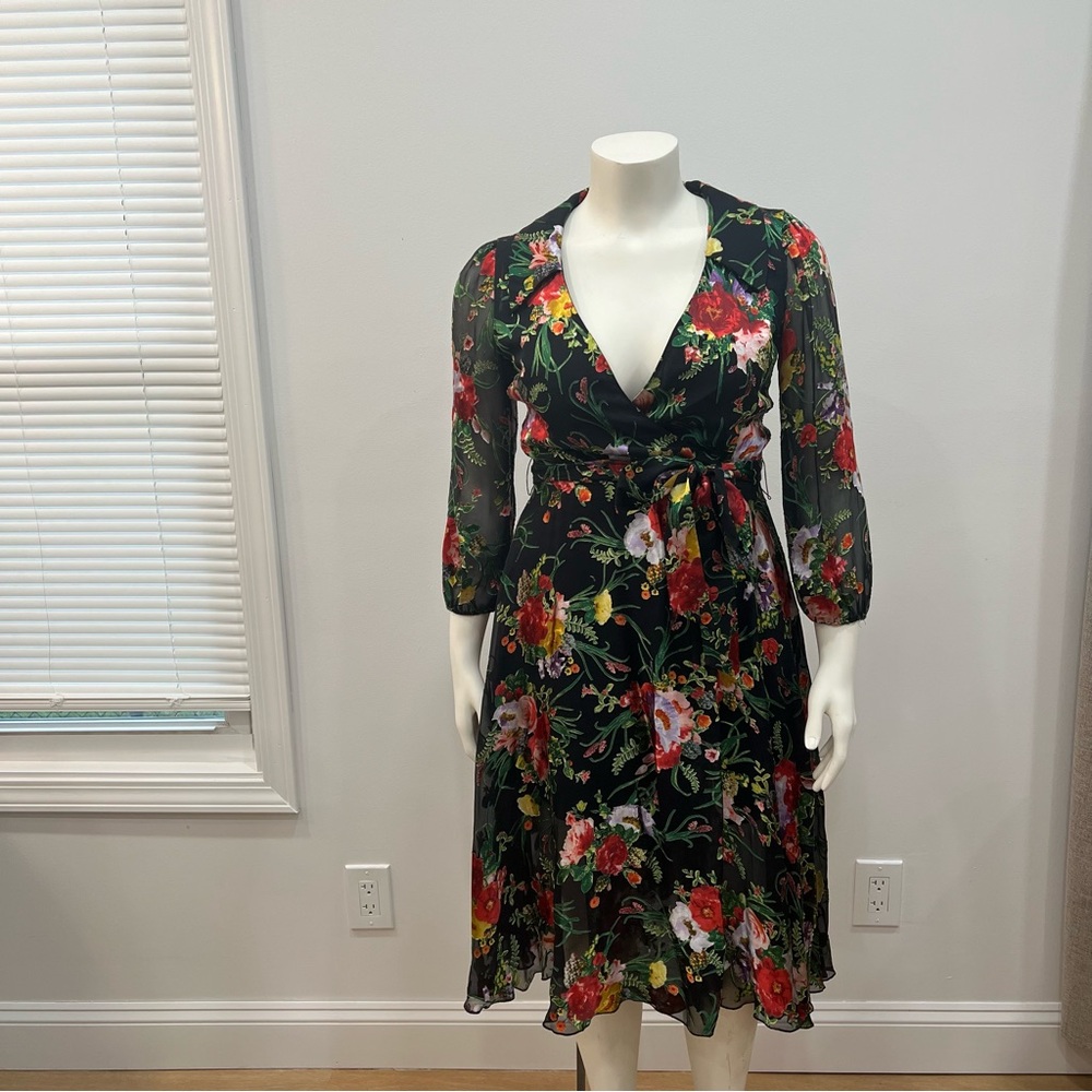 Alice and Olivia Size 6 Floral Wrap Black Dress